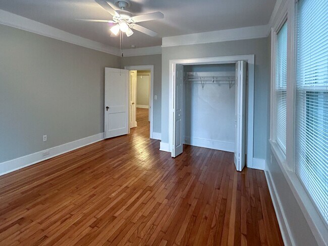 Building Photo - 505 E 51st St