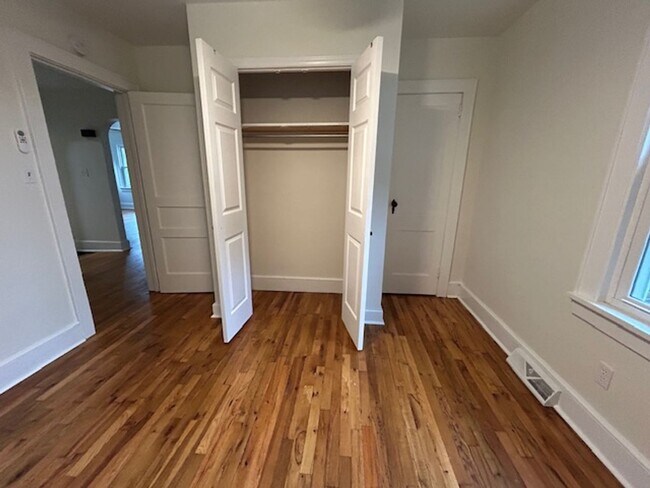 Building Photo - 408 Orchard Dr