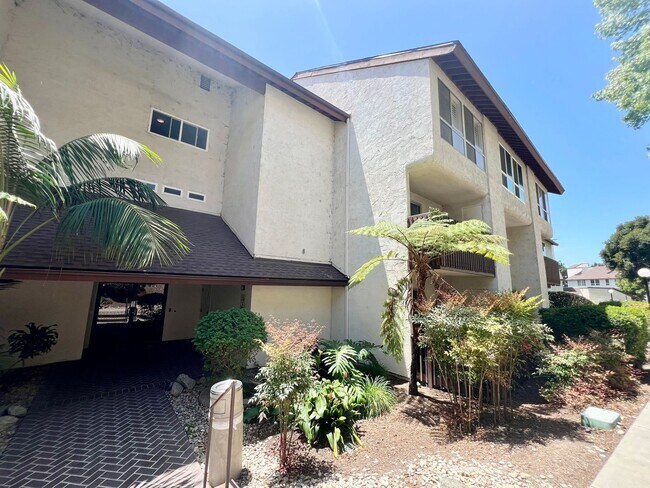 Building Photo - 1 Bed / 1 Bath Condo in Mission Verde – Pa...