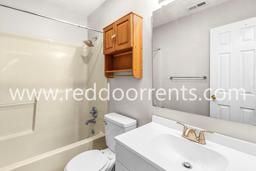 Building Photo - 7610 Chris Anne Dr