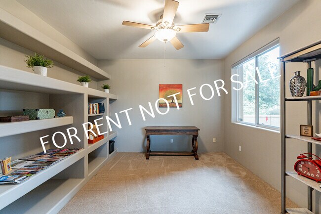 Building Photo - 12765 Walking Deer Pl