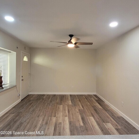 Building Photo - 1460 Sheafe Ave NE