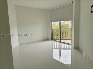 Building Photo - 3000 Island 603 Is