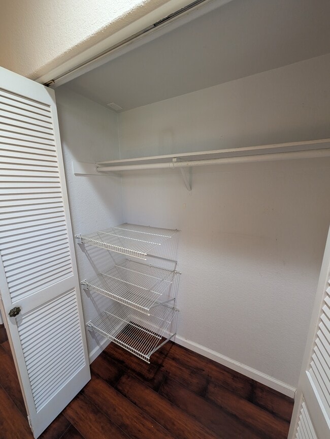 Building Photo - 18842 Vista Del Canon