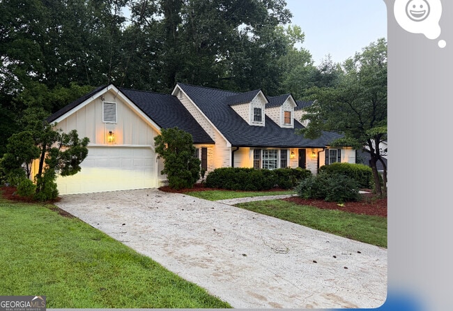 Building Photo - 229 Devonwood Dr