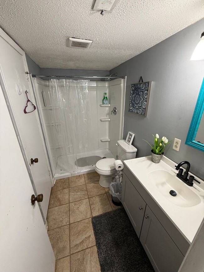 Building Photo - The Lodge at Trojan Way