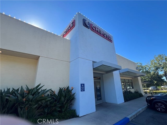 Building Photo - 177 Magnet