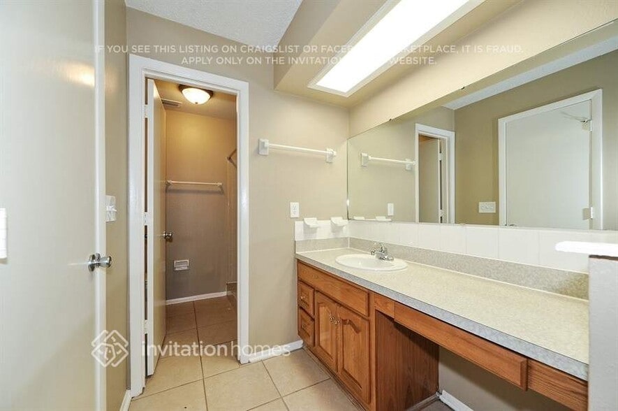 Building Photo - 2241 Ginger Way