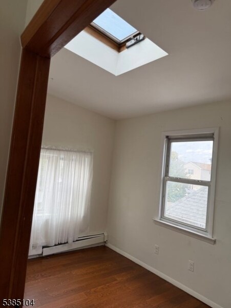 Building Photo - 321 Stiles St