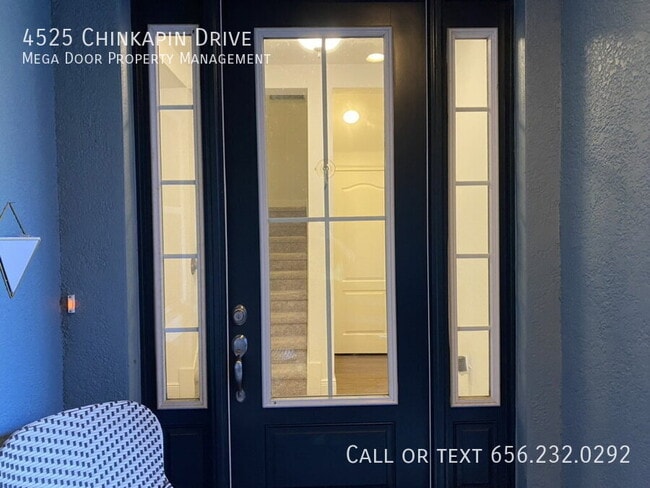 Building Photo - 4525 Chinkapin Dr