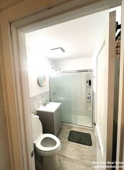 Building Photo - 7 Portina Rd