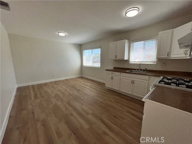 Building Photo - 12948 Yorba Ave