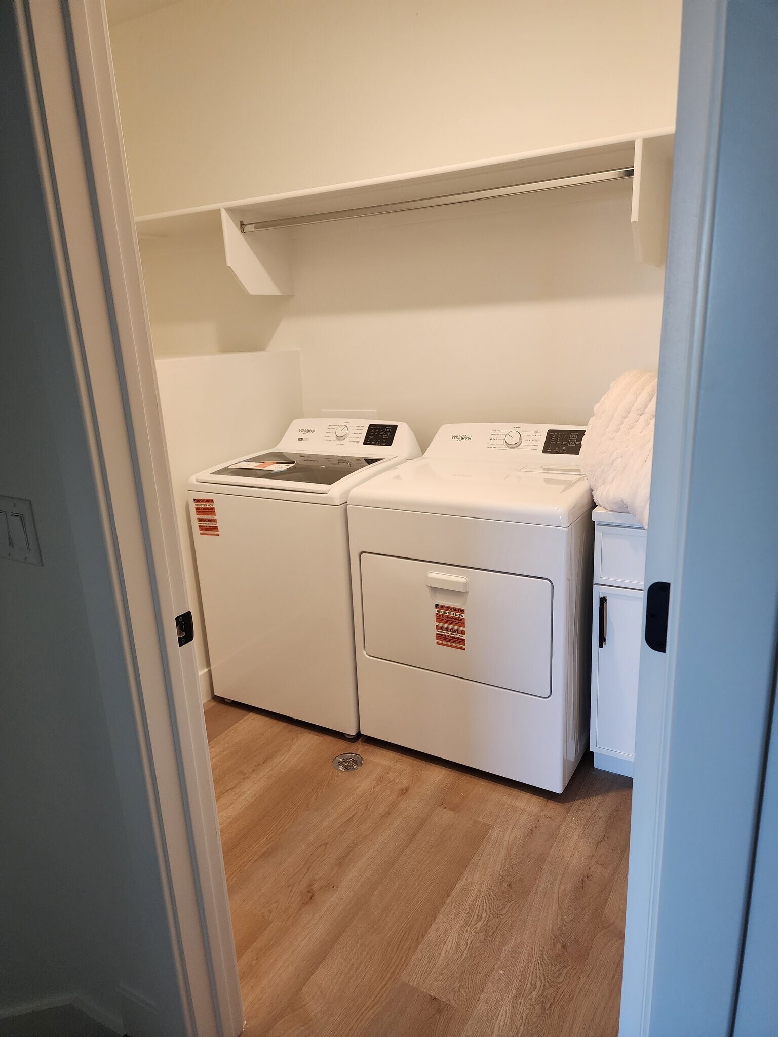 Building Photo - 2218 380 S