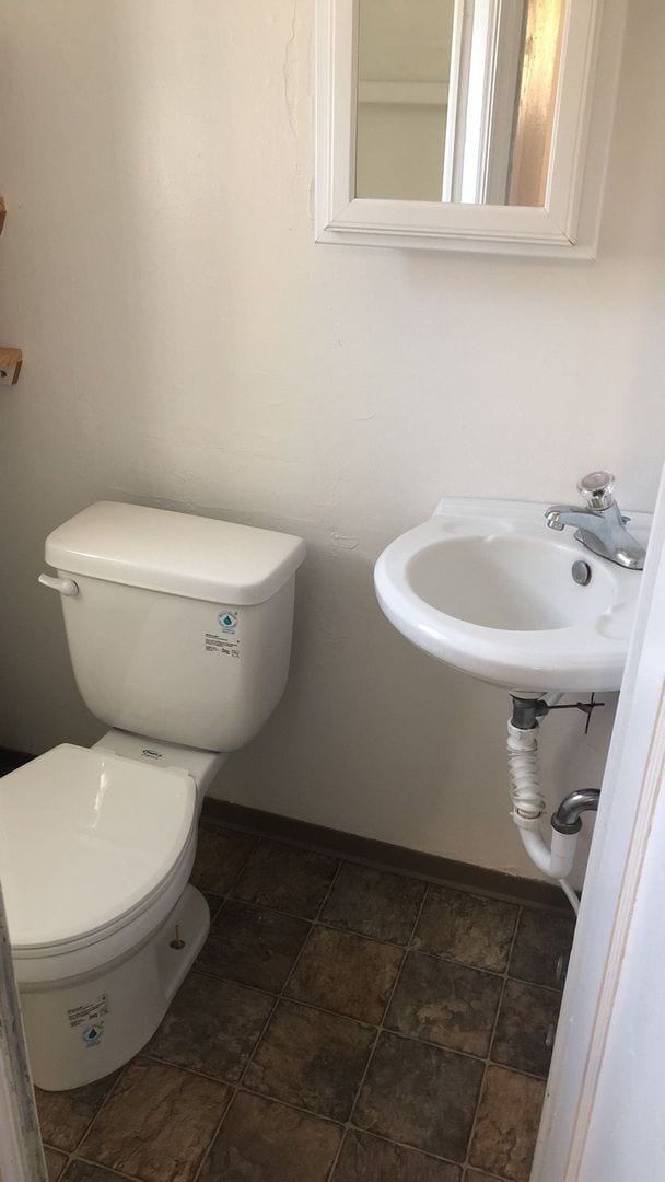 Building Photo - 513-515 NE Kamiaken Street