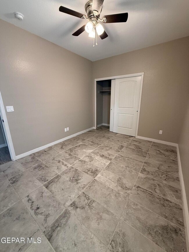 Building Photo - 12551 New Dawn Dr