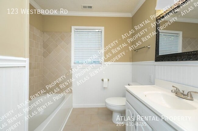 Building Photo - 123 Westbrook Rd