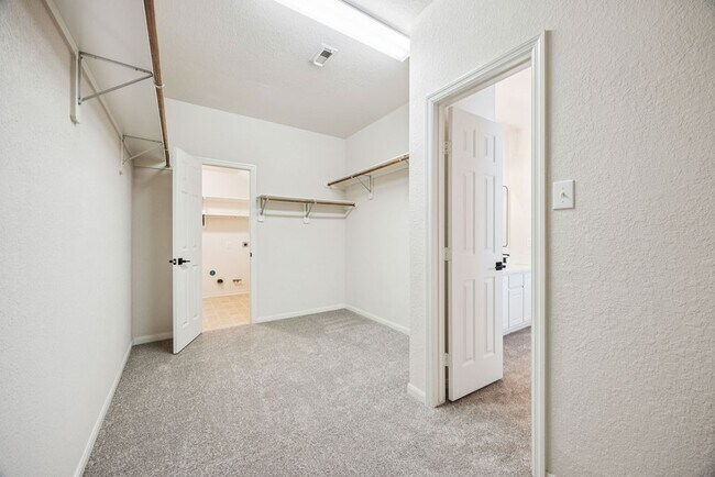 Building Photo - 18006 Cypress Valley Ln