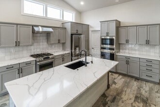 Building Photo - 6904 Jasper Dr