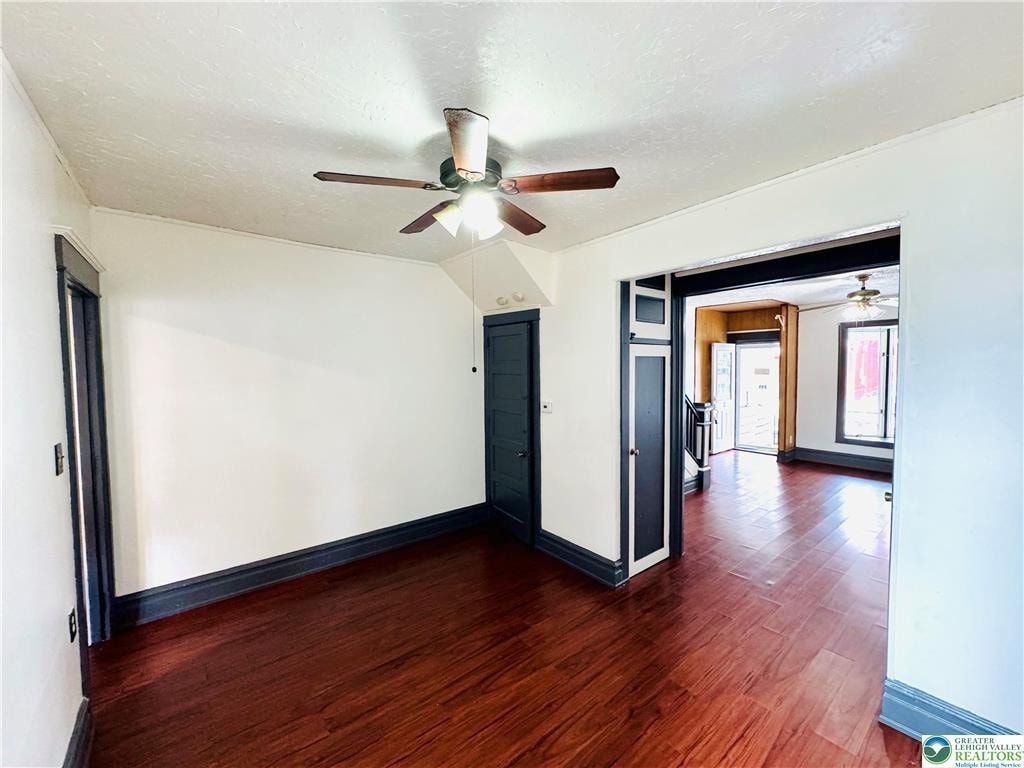 Building Photo - 637 N Penn St