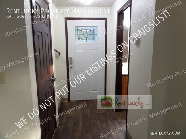 Building Photo - 33033 22nd Pl S