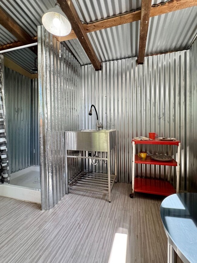 Building Photo - Rare Find Saint Helena Gem, “Upper Tainter...