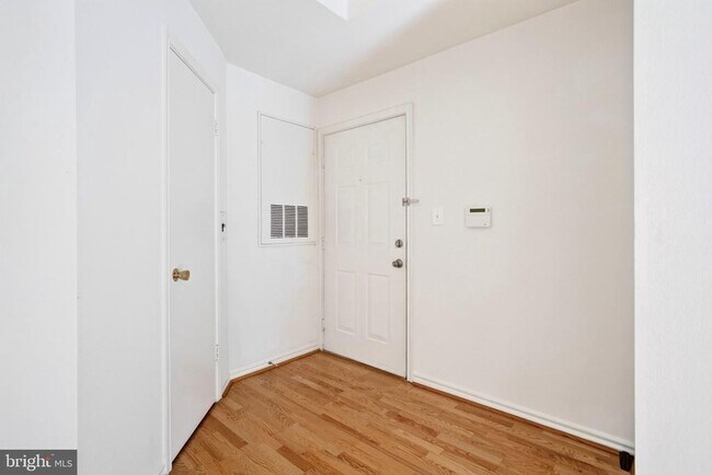 Building Photo - 12160 Penderview Ln