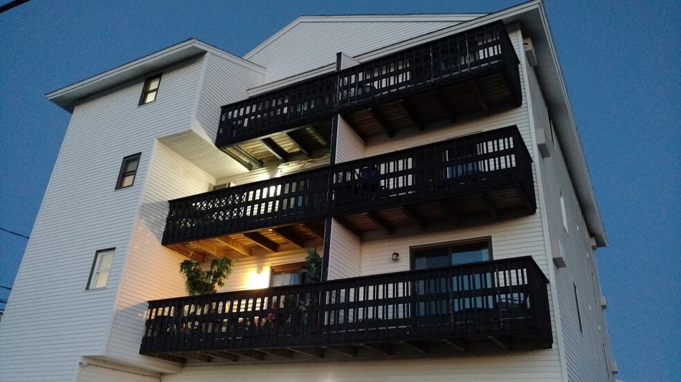 Private Deck - 415 Ocean Blvd