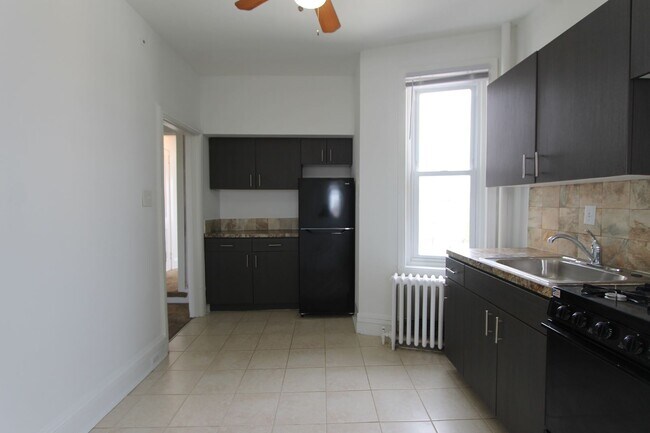 Building Photo - 7118 Germantown Ave