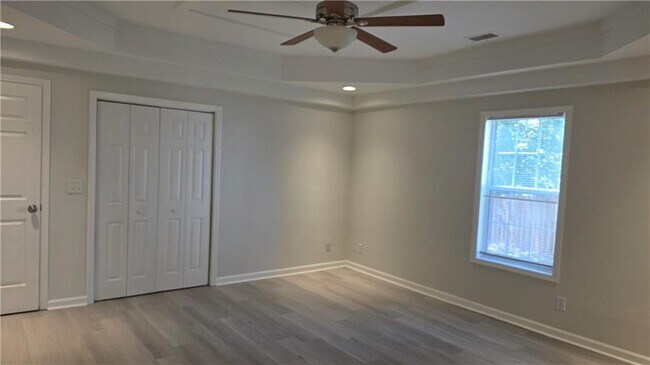 Building Photo - 2994 Hickory Run Cir NW