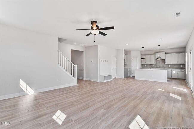 Building Photo - 259 Brickhill Dr