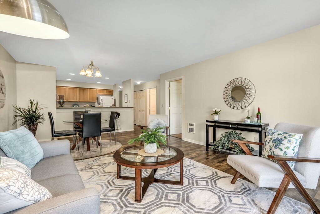 Building Photo - 2001 120th Pl SE