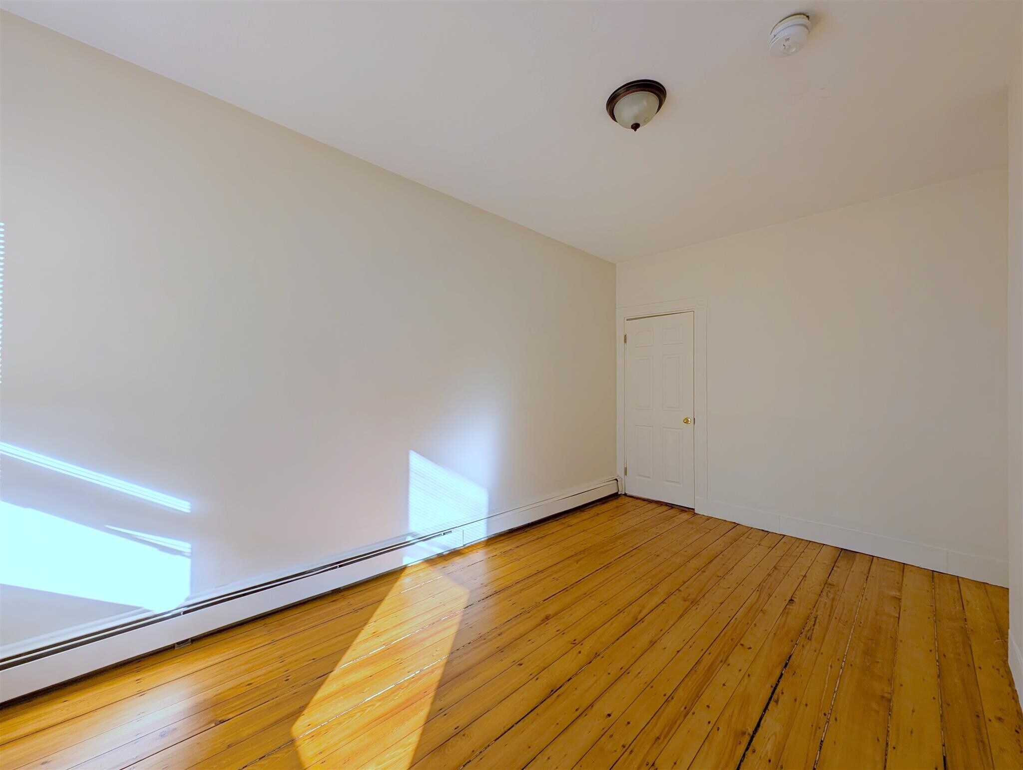 Building Photo - 61 Webster Ave