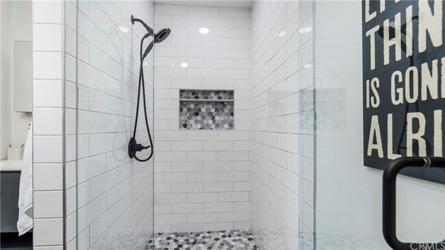 Building Photo - Fabulous Home off of Grand Avenue area ava...