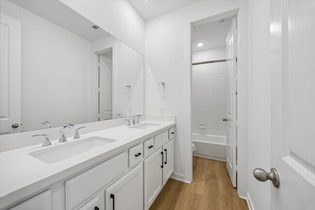 Building Photo - 9622 Wright Dr
