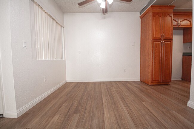 Building Photo - 22840 Hilton Head Dr