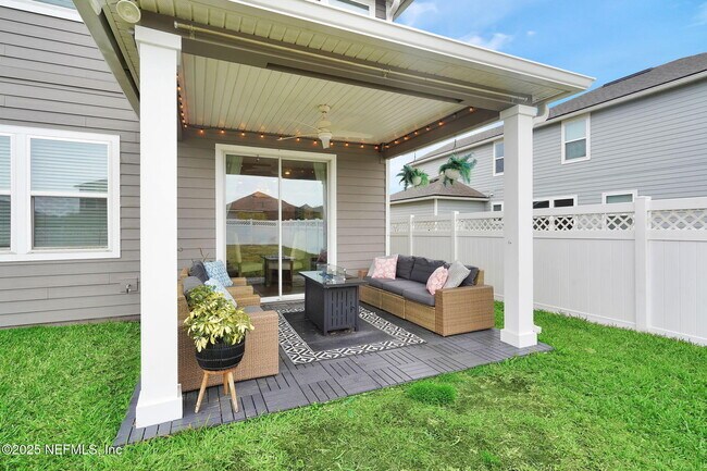 Building Photo - 187 Silverleaf Village Dr