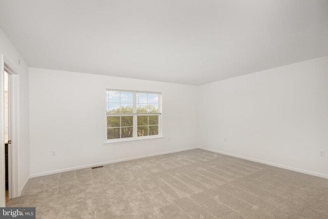 Building Photo - 7880 Briarwood Dr