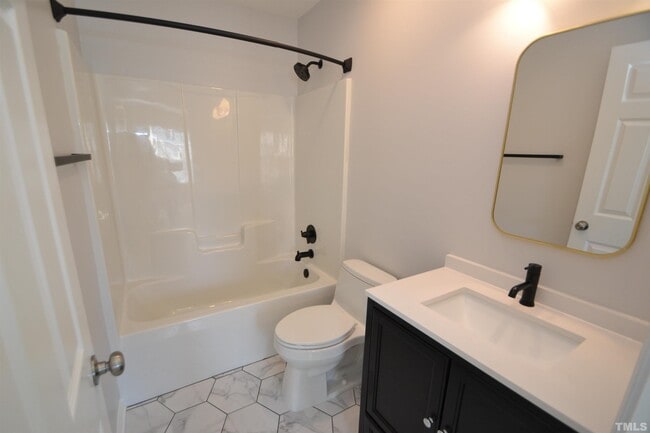 Building Photo - 701 Sutter Gate Ln