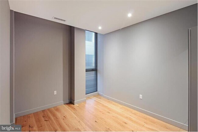 Building Photo - 448 K St NW