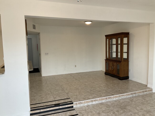 Dining Room - 329 Orchid Dr