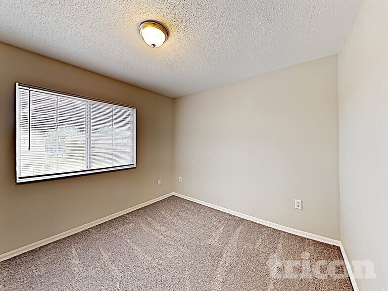 Building Photo - 13130 Fennway Ridge Dr