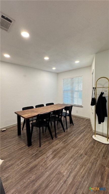 Building Photo - 1706 Creek Bend Cir