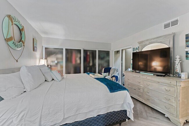 Building Photo - 1605 S US Hwy 1