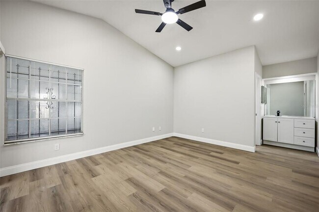 Building Photo - 106 Lamplighter Dr