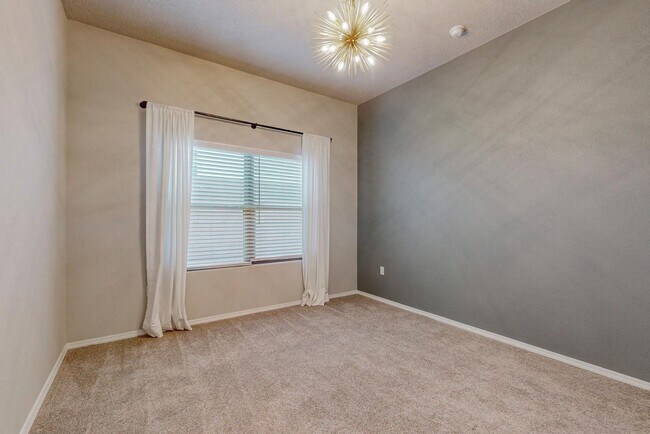 Building Photo - 6011 Buckthorn Ave NW