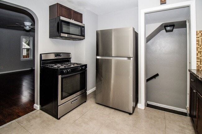 Building Photo - 11702 Ridge Rd