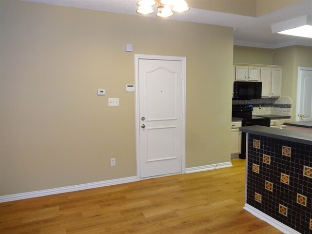 Building Photo - 717 Oteca Drive
