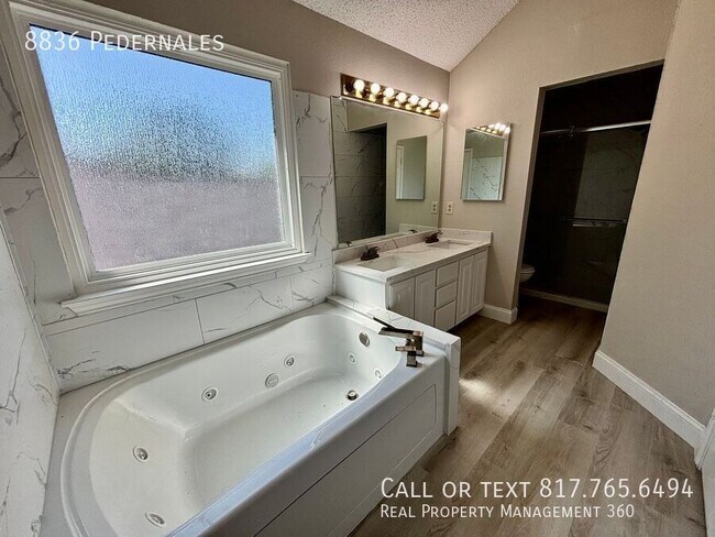 Building Photo - 8836 Pedernales-