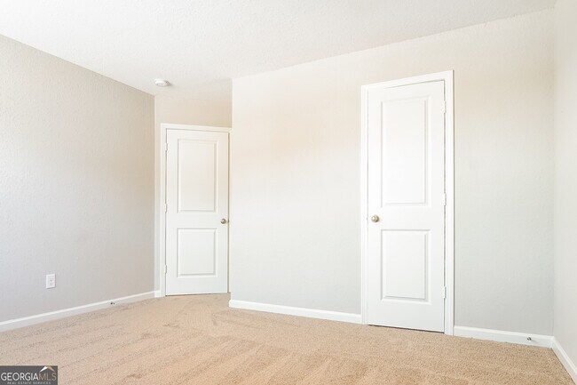 Building Photo - 1012 Nandina Ct