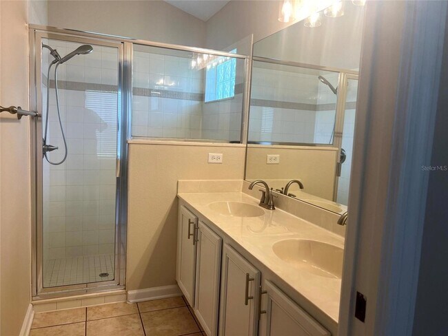Building Photo - 138 Littleton Cir